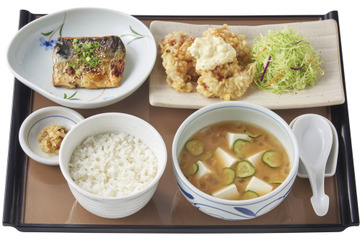 やよい軒から「宮崎冷汁ととり南蛮の定食」登場 画像