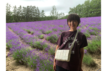 渡辺満里奈、夏の北海道で美しい風景に癒される旅！家族へ手紙も.......『朝だ！生です旅サラダ』 画像