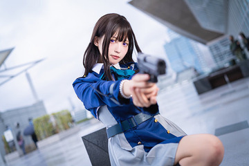 【コスプレ】リコリコ、崩壊3rd、ホロライブ・・・台風に負けない人気キャラ集結!「コミケ100」1日目美女レイヤー14選【写真42枚】 画像
