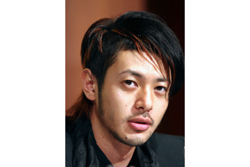 オダギリジョー、「歌手と結婚」で本気で悩んでいた！？ 画像