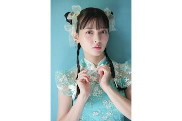 美人声優・上坂すみれ、2nd写真集表紙が公開!キュートなチャイナ服姿の先行カットも 画像
