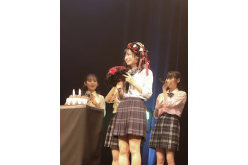 STU48・沖侑果、念願の写真集で「ちょっと攻めてみたい」……生誕祭でサプライズ発表 画像