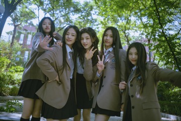 韓国ガールズグループ「NewJeans」、デビュー5ヵ月で米ビルボードトップ10入り!K-POPグループ最短期間達成 画像