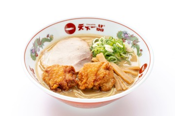 天下一品こってりシリーズ第3弾はラーメン×こってり唐揚げ! 画像