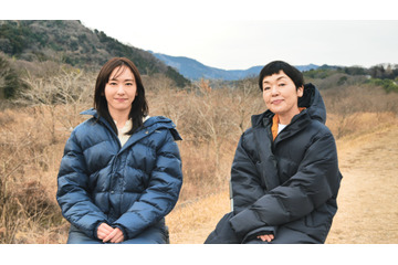 新垣結衣、「アサヒ 十六茶」新CMで先輩・小林聡美と初共演!お互いの印象は...? 画像