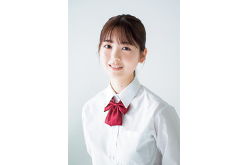 乃木坂46・筒井あやめ、日向坂46・上村ひなのらのキュートな制服ポストカードが一挙公開！ 画像