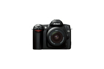 ニコン、一眼レフデジタルカメラのエントリーモデル「D50」を6月に発売 画像