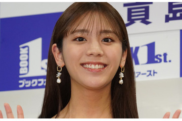 「絶対領域が美しい!」貴島明日香、ミニスカショットに反響 画像
