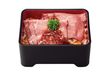 なか卯「ローストビーフ重」登場!しっとり柔らか、牛肉の贅沢な旨み堪能できる 画像