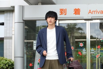 ドラマ『ばらかもん』が12日スタート!書道家演じる杉野遥亮、自身の書を批判されて... 画像