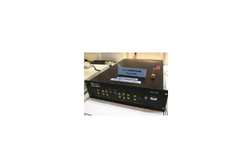【Interop Tokyo 2009（Vol.5）】IRI、光通信量子暗号伝送装置を展示 画像
