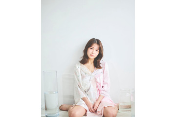 寺本莉緒、カレンダー発売?オフショットを公開 画像