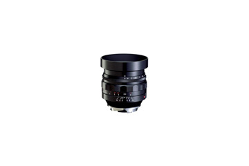 コシナ、F1.1の50mm単焦点レンズの発売日を6月29日に決定——超広角パンケーキレンズも 画像