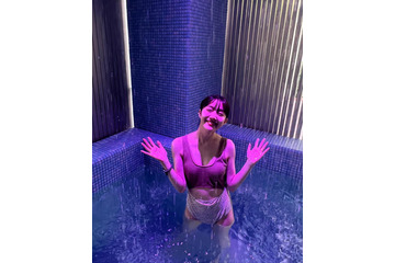 『non-no』専属モデル・松川菜々花、今年初水着に「見てて涼しい」「めっちゃ可愛い」の声 画像