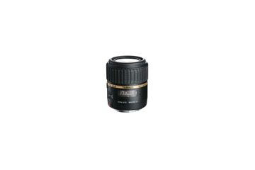 タムロン、F2の60mmマクロレンズの価格と発売日を決定——キヤノン用 画像