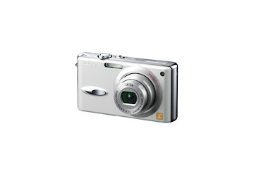松下、手ブレ補正搭載の500万画素デジカメ「LUMIX DMC-FX8」　バッテリー寿命が「FX7」比2.5倍 画像