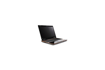 日本エイサー、Gatewayブランドのゲーム向け17V型ワイド液晶ノートPC 画像