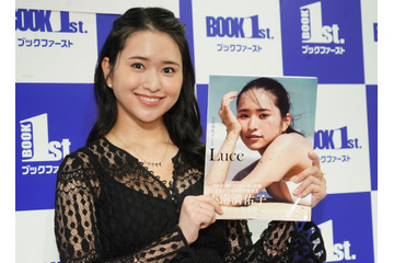 朝ドラ「エール」で注目の小南満佑子、水着&ランジェリー姿で抜群のプロポーションを披露! 画像