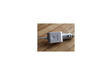 【レビュー】iPhone/iPodと携帯電話を同時に充電! プリンストンのFMトランスミッター「PCK-FMIPM」 画像