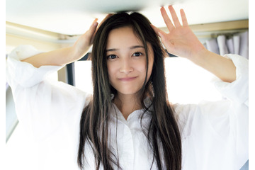 乃木坂46 井上和、グラビア誌の表紙&巻頭大特集に登場 画像