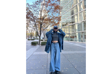 工藤美桜、くびれ＆へそチラデニムコーデを披露！ 画像