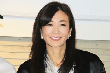 中島史恵、55歳で貝殻ビキニに挑戦！ 画像