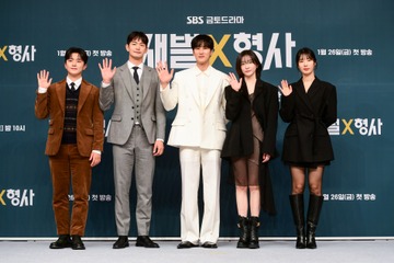 【韓ドラ『財閥 x 刑事』会見レポート】主演アン・ボヒョン「多くの方をイラつかせた(笑)」 画像