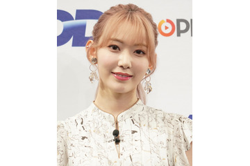 宮脇咲良、神々しいレースマスク姿に「顔隠しても隠さなくても顔面最強！」160万件以上の大反響 画像