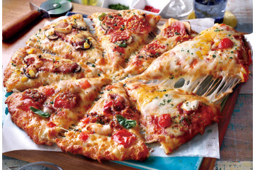 PIZZA-LAが春の新作「地中海シーフードのグルメクォーター」販売 画像
