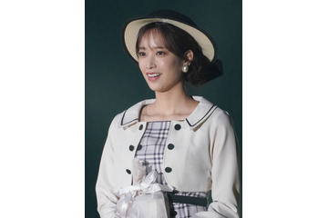 佐々木久美、「春風にぴったり」ふわふわレースの衣装披露 画像