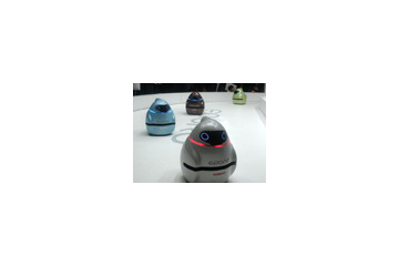【CEATEC JAPAN 2009 Vol.21】ミツバチの次はイワシ——日産エポロのひみつ 画像