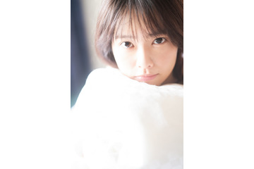 AKB48小田えりな、1st写真集タイトルは「青春の時刻表」 表紙はドアップの1枚 画像