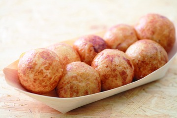 元祖どないや新宿三丁目店、SNSで話題の「プロテインたこ焼き」販売開始 画像