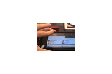 インテル、MIDで動作するMoblin v2のデモ動画をYouTubeに公開 画像