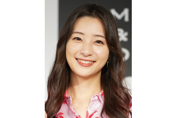 足立梨花、グラビア動画の再生数に驚き!「2000万こえてた」 画像