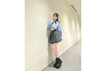 NMB48上西怜の私服がかわいすぎ！ちょっぴりセクシーな“腹チラ”ミニスカコーデ 画像
