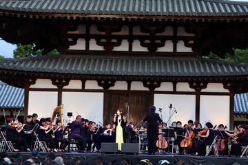 絢香、世界遺産・薬師寺でシンフォニックコンサート 画像