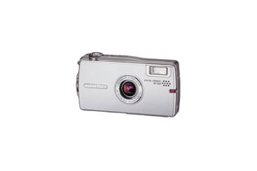 オリンパス、500万画素デジカメ「i:robe IR-300」にシルバーカラーモデルを追加 画像