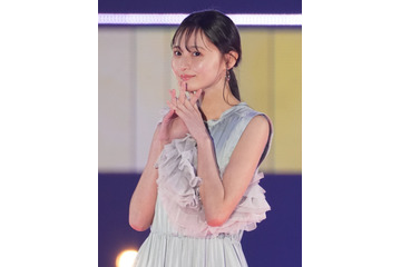 乃木坂46・遠藤さくら、生脚あらわな“パジャマ姿”の破壊力 画像