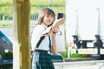 日向坂46・正源司陽子が出演! 『ゼンブ・オブ・トーキョー』主題歌「急行券とリズム」のMVが公開 画像