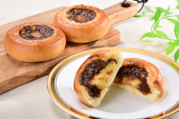 ファミマが「食べてみたい味」No.1を商品化！進化系中華まん「ビストロまん」ビーフシチューが新発売 画像