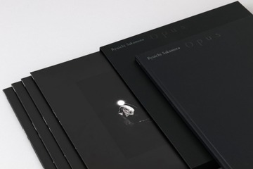 坂本龍一さん最後のピアノソロコンサート作品『Opus』の豪華盤ボックスが発売決定! 1,000点のみの限定盤 画像