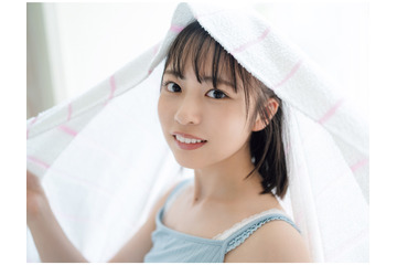 日向坂46・正源司陽子のあどけない笑顔を激写! 思い出の湖畔で決めポーズも『グラビアチャンピオン』VOL.6 画像