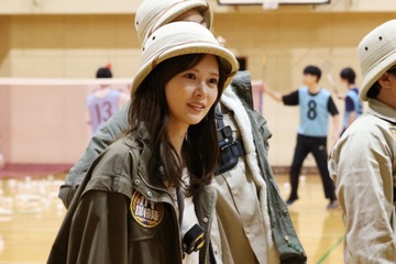 白石麻衣が「ティーチャーをさがせ！」初参戦で高校の校内へ！ 『新しいカギ』新春SP 画像