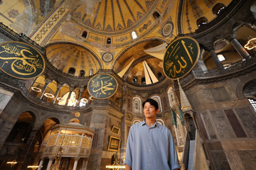 鈴木亮平がトルコの古都・イスタンブール探訪! 2つの大帝国の痕跡を追う 画像