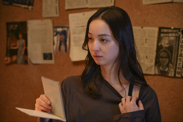佐々木希主演『地獄の果てまで連れていく』今夜放送開始! 花井麗奈(渋谷凪咲)の家を訪ねるベビーシッターの正体は… 画像