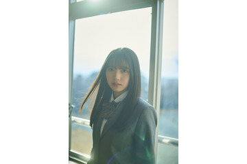 乃木坂46の6期生、海邉朱莉と長嶋凛桜の撮り下ろし写真と手書きプロフィールが公開! 画像