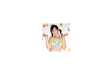 大人気アイドル小池里奈の未発表グラビアを今すぐに 画像