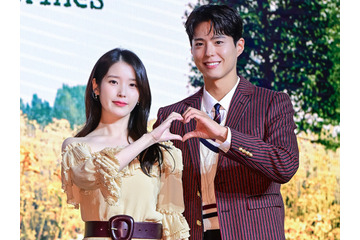 IU＆パク・ボゴム主演『おつかれさま』、6週連続話題性1位に！ 画像
