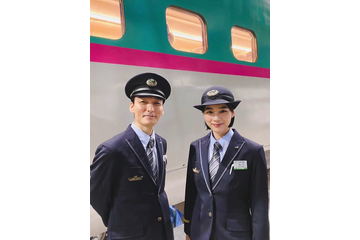 のん、草彅剛との2ショット初公開！ 「最強＆最高のタッグ！！」「素敵な共演」 画像